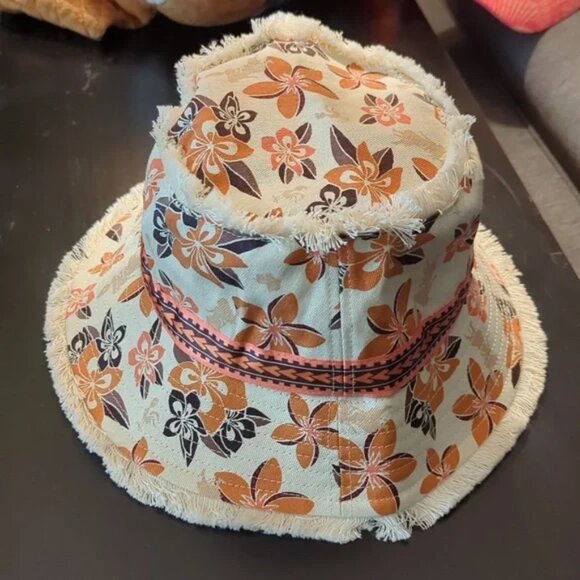 Disney Moana Bucket Hat brand new with tag - Picture 4 of 13